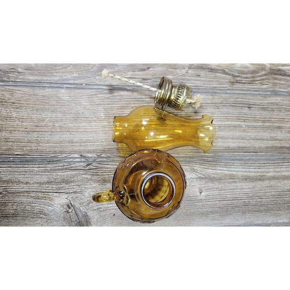 Vintage Miniature Oil Lamp, Amber Glass Grape, Finger Handle Hong Kong - Picture 5 of 5